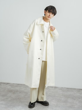 「アイテム（トレンチコート、ホワイト系）」を使った、Rocky Monroeさん（メンズ・176cm）の冬コーディネート
