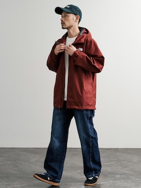 「アイテム（マウンテンパーカー）」を使った、Rocky Monroeさん（メンズ・175cm）の秋コーディネート
