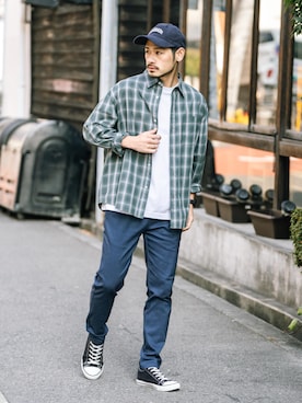 「冬コーデ、スニーカーコーデ」｜「アイテム（その他パンツ）」を使った、Rocky Monroeさん（メンズ・175cm）の冬コーディネート