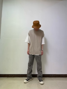 「WHITELAND（ホワイトランド）のアイテム（ベスト）」を使った、ハヤカワカイさん（メンズ・173cm）の春コーディネート