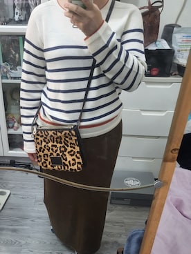 鄧小佩さんのコーディネート