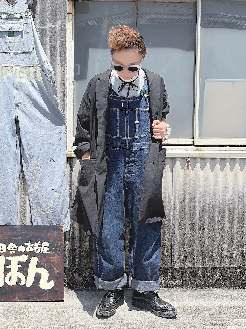 Leeのサロペット/オーバーオールを使った人気ファッション
