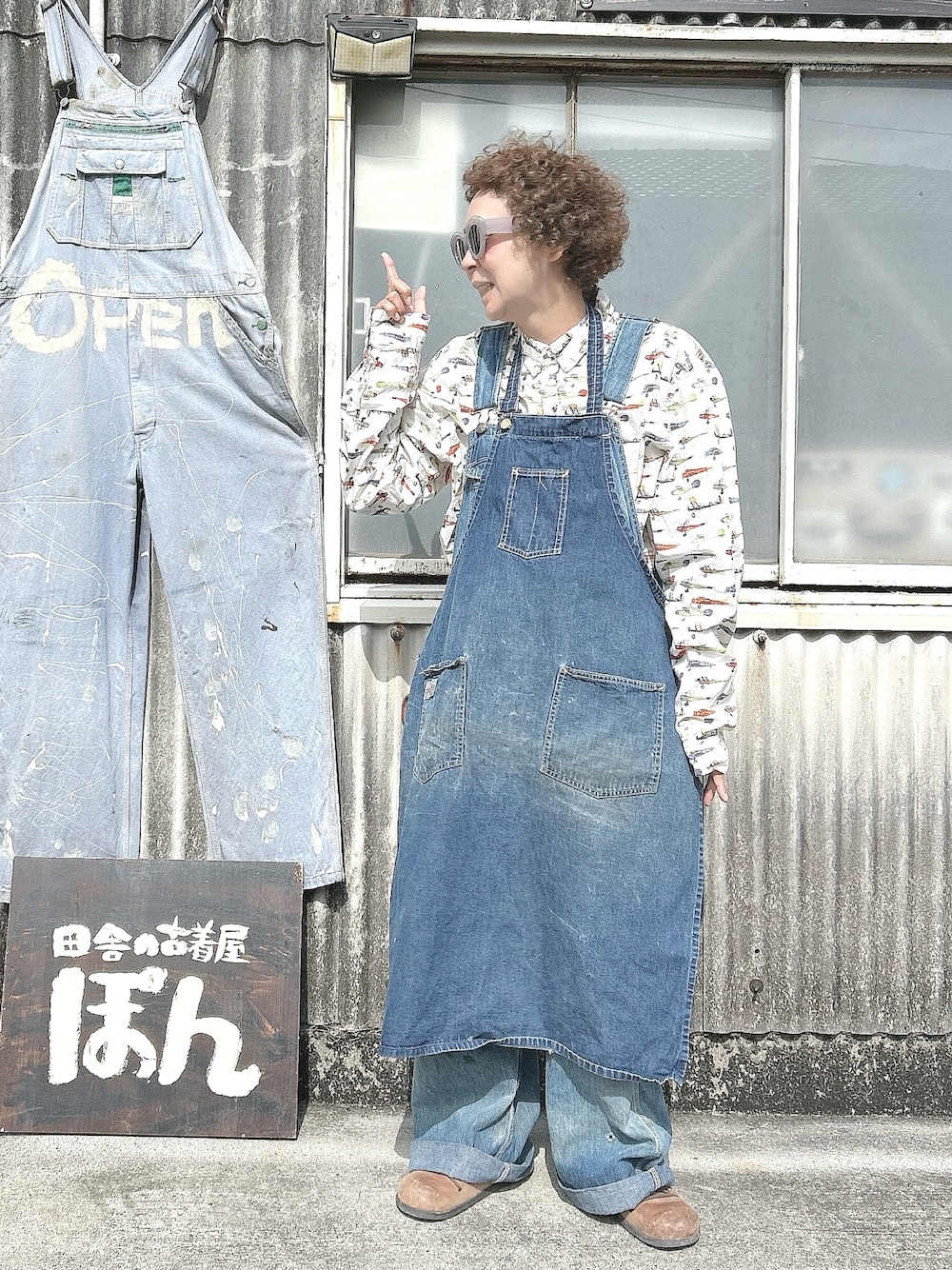 エプロンを使った「古着コーデ」の人気ファッションコーディネート - WEAR