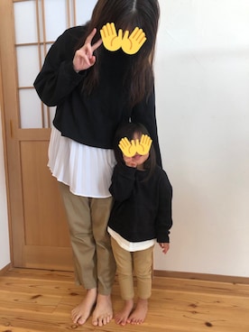 「no brand（ノーブランド）のアイテム（チノパンツ）」を使った、ハムルカさん（キッズ・90cm）の春コーディネート