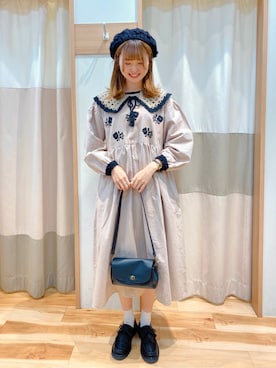 「ベージュ×ブラック」｜「アイテム（ハンチング/ベレー帽）」を使った、kuma.さん（レディース・163cm）の秋コーディネート