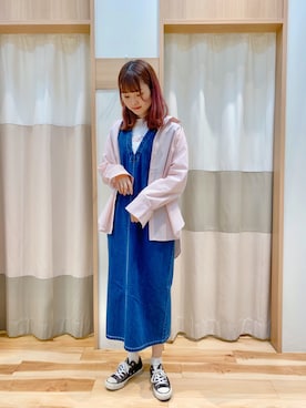 「Samansa Mos2 blue」｜「アイテム（ジャンパースカート）」を使った、kuma.さん（レディース・163cm）の春コーディネート