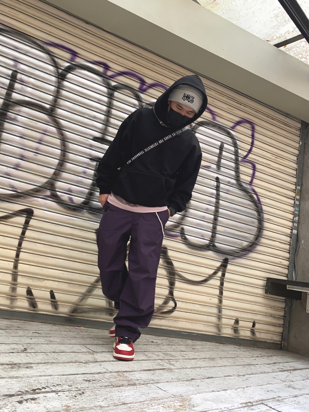 「UNIQLO、AIR JORDAN、HUMAN MADE、kiks」｜「UNIQLOのアイテム（パンツ、パープル系）」を使った、“Toro”さん（メンズ・165cm）の冬コーディネートの1枚目の写真
