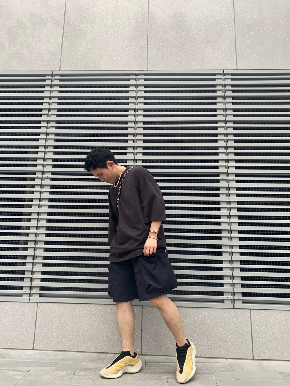 「Lui's、yeezy」｜「Yeezyのアイテム（シューズ、イエロー系）」を使った、“Toro”さん（メンズ・165cm）の夏コーディネートの1枚目の写真