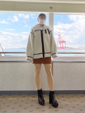 「HONEYSUCKLE ROSE（ハニーサックルローズ）のアイテム（その他アウター）」を使った、すずかさん（レディース・154cm）の冬コーディネート