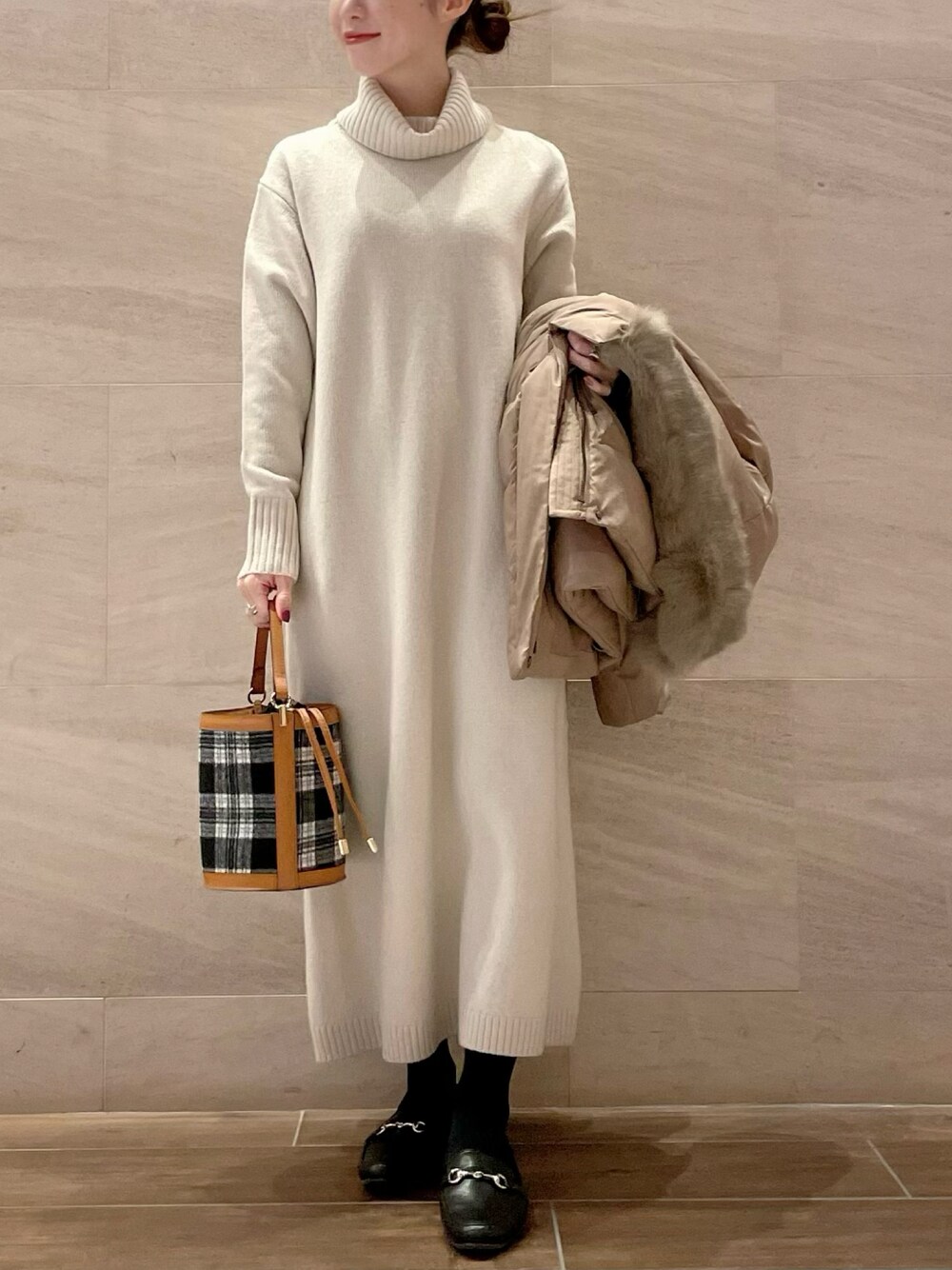 【新品タグ付き】F by ROSSO　ハミルトンラムズウールタートルワンピース F by ROSSO（エフバイロッソ）の「F by ROSSO ハミルトンラムズウール