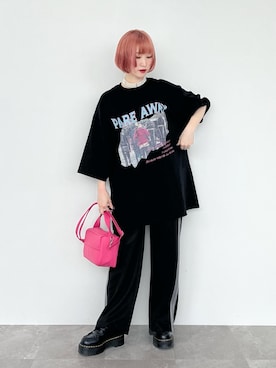 「ジャージーパンツ」｜「アイテム（スウェットパンツ）」を使った、KUMiさん（レディース・159cm）の春コーディネート
