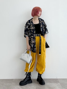 「アイテム（その他パンツ、イエロー系）」を使った、KUMiさん（レディース・159cm）の夏コーディネート