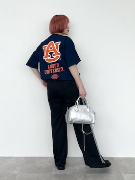 「シルバー」｜「アイテム（スウェットパンツ）」を使った、KUMiさん（レディース・159cm）の春コーディネート