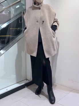OUVRAGE CLASSE(ウヴラージュクラス)の「ハイネック脇スリットプル