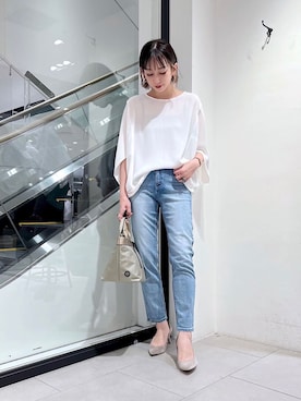 ポンチョブラウスを使った人気ファッションコーディネート - WEAR