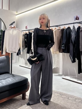 「アイテム（スラックス）」を使った、MAOさん（レディース・160cm）の秋コーディネート