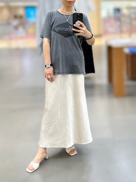「plage（プラージュ）の【R’IAM】サテンマーメイドスカート（スカート、ホワイト系）」を使った、jolinwangさん（レディース・159cm）の夏コーディネート