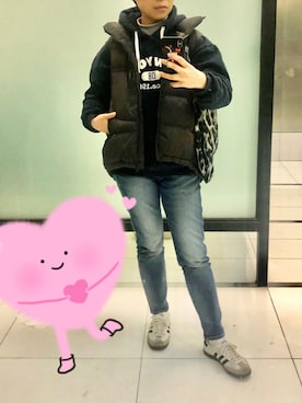 「アイテム（ダウンベスト）」を使った、jolinwangさん（レディース・159cm）の春コーディネート