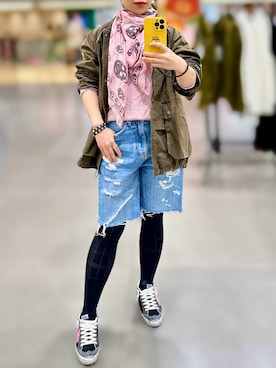 「アイテム（ブレスレット）」を使った、jolinwangさん（レディース・159cm）の秋コーディネート