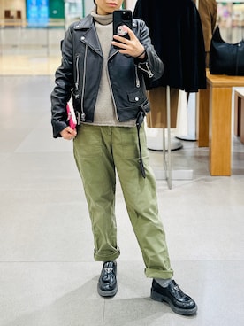 「Acne Studios（アクネストゥディオズ）のアイテム（ジャケット/アウター、ブラック系）」を使った、jolinwangさん（レディース・159cm）の春コーディネート