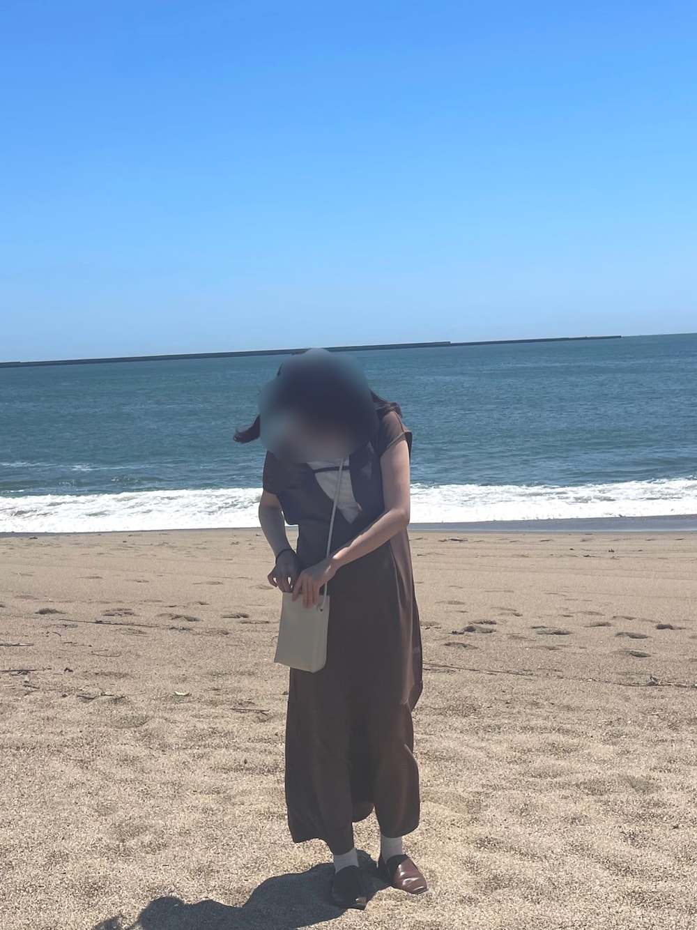 「淡色コーデ、淡色女子、淡色、moitytto」｜「moi tyttoのリバーシブルVネックマーメードワンピース（ワンピース、ブラウン系）」を使った、🐏さん（レディース・152cm）の夏コーディネートの1枚目の写真