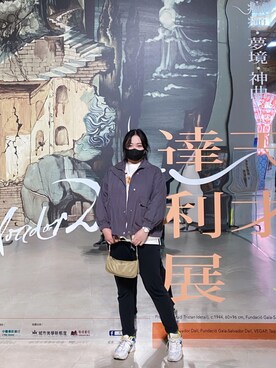 「PRADA（プラダ）のアイテム（トートバッグ、ベージュ系）」を使った、ㄙㄚㄩㄚさん（レディース・160cm）の冬コーディネート