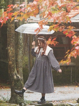 「雨の日」｜「アイテム（ワンピース/ドレス）」を使った、ㄙㄚㄩㄚさん（レディース・160cm）の秋コーディネート