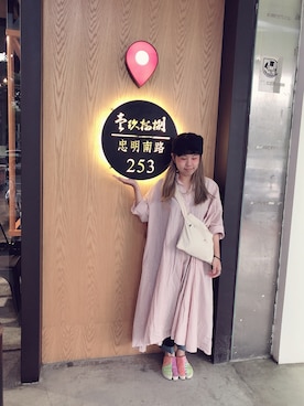 「URBAN RESEARCH（アーバンリサーチ）のアイテム（ワンピース、ピンク系）」を使った、ビビさん（レディース・148cm）の夏コーディネート