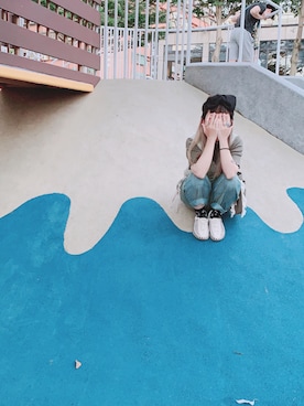 「KEEN（キーン）のアイテム（サンダル、ホワイト系）」を使った、ビビさん（レディース・148cm）の夏コーディネート