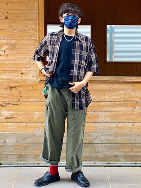 「oversize」｜「アイテム（チノパンツ）」を使った、Gorbinzsheさん（メンズ・170cm）の夏コーディネート