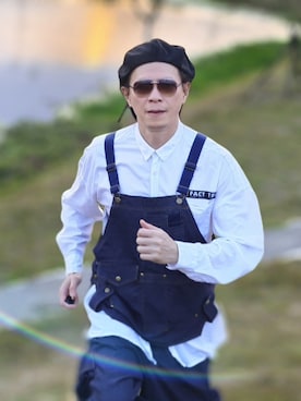 「アイテム（サロペット/オーバーオール、ブルー系）」を使った、Nさん（メンズ・178cm）の春コーディネート