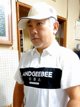 「ANDGEEBEE（アンジービー）のアイテム」を使った、みやじーさん（メンズ・157cm）の夏コーディネート