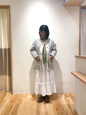 「小花柄」｜「アイテム（ノーカラージャケット）」を使った、yuriさん（レディース・158cm）の秋コーディネート