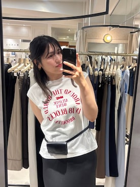「GOOD ROCK SPEED（グッドロックスピード）の【NYC】CIRCLE LOGO NS 653207（Tシャツ/カットソー、ホワイト系）」を使った、hanaka.さん（レディース・171cm）の夏コーディネート