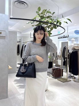 「アイテム（キーホルダー、グレー系）」を使った、hanaka.さん（レディース・171cm）の秋コーディネート