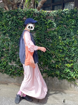 「アイテム（トートバッグ、オレンジ系）」を使った、momonoさん（レディース・167cm）の秋コーディネート