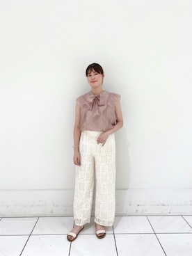 「Handmade（ハンドメイド）のアイテム（アクセサリー）」を使った、北澤 希世子さん（レディース・165cm）の秋コーディネート