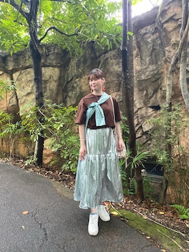 「アイテム（イヤリング）」を使った、北澤 希世子さん（レディース・165cm）の秋コーディネート