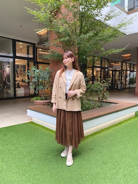 「アイテム（ピーコート）」を使った、北澤 希世子さん（レディース・165cm）の秋コーディネート