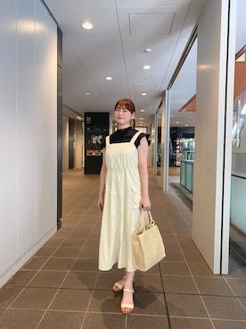「アイテム（イヤリング）」を使った、北澤 希世子さん（レディース・165cm）の夏コーディネート