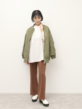 「Simplicite（サンプリシテ）のアイテム（ブルゾン）」を使った、staff.sさん（レディース・165cm）の冬コーディネート