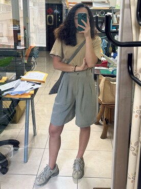 「RUST（ラスト）のアイテム（バッグ）」を使った、Helenさん（レディース・162cm）の春コーディネート