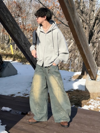 「soerte（ソエルテ）のHeavy weight double zip-up hoodie /ヘビーウェイトダブルジップフーディー 【短丈】（パーカー）」を使った、たいがさん（メンズ・172cm）の春コーディネート