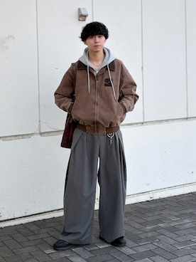 「soerte（ソエルテ）のHeavy weight double zip-up hoodie /ヘビーウェイトダブルジップフーディー 【短丈】（パーカー、グレー系）」を使った、たいがさん（メンズ・172cm）の春コーディネート