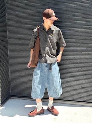 「UNDERSTATEMENTs(アンダーステイトメント)の【ユニセックス】ワンポイント刺繍半袖シャツ(シャツ/ブラウス)」を使った、たいがさん(メンズ・172cm)の夏コーディネート