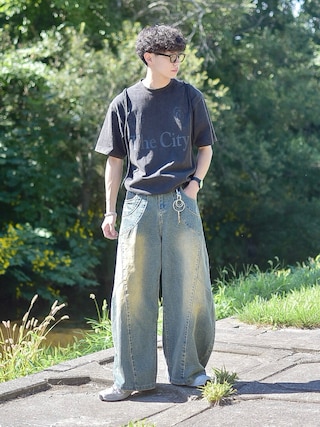 「mushwear(マッシュウェア)のWashed Switching Scimitar Jeans(デニムパンツ)」を使った、たいがさん(メンズ・172cm)の夏コーディネート