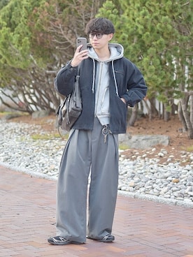 「soerte（ソエルテ）のアイテム（スラックス）」を使った、たいがさん（メンズ・172cm）の秋コーディネート