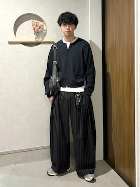 「COS（コス）のアイテム」を使った、たいがさん（メンズ・172cm）の春コーディネート