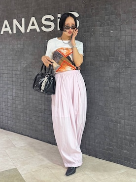 「eL（エル）のアイテム（シューズ）」を使った、おねさん（レディース・167cm）の春コーディネート