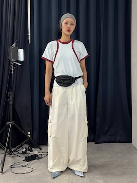 「eL（エル）の【eL】Satin Flat Mules/670003（サンダル、ブルー系）」を使った、おねさん（レディース・166cm）の春コーディネート